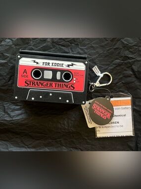 Bath & Body Works Stranger Things Limited Edition Retro Cassette w/Sound NWT